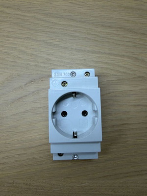 Rail socket like new