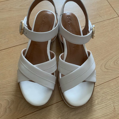 Tamaris white leather platform sandals like new, size 40