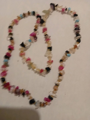 Long multicolor necklace with semi-precious stone chips like new