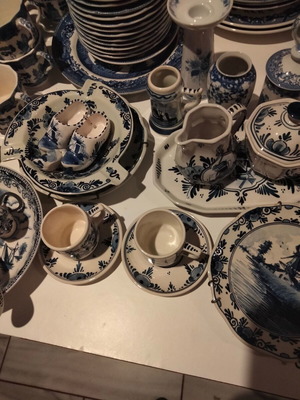 Fine white and blue porcelain with Dutch motif used, breakfast set