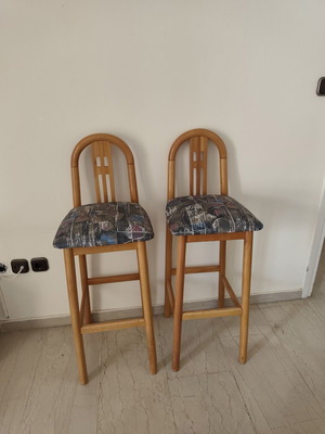 Bar stools used, set of 2, wooden frame with vintage patterned seat