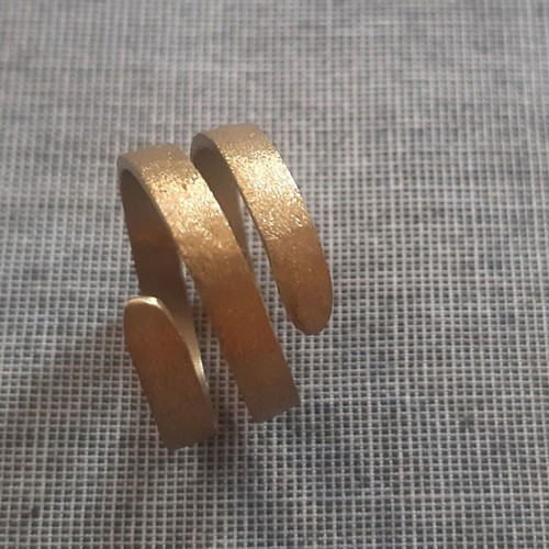 Dylos handmade copper ring gold matte, new