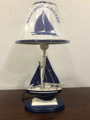 Παιδικό ναυτικο φωτιστικό καράβι.