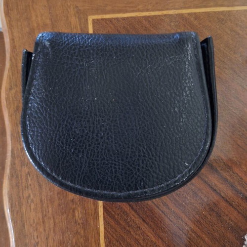 Coin purse horseshoe shape black, unused
