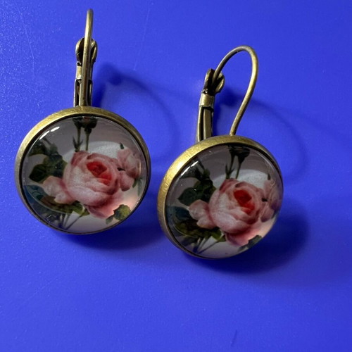 Earrings with roses new, pink and green