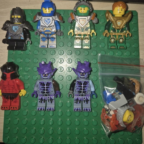 Lego Nexo Knights lot used minifigures with extra parts