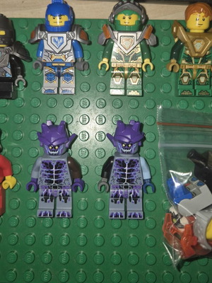 Lego Nexo Knights комплект употребявани минифигурки с допълнителни части