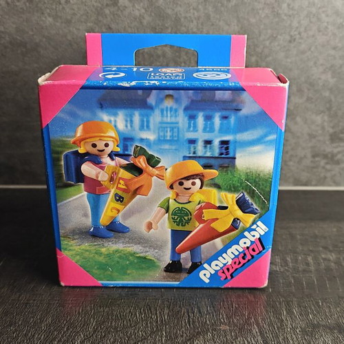 Playmobil Special 4686 Child's First Day at School set