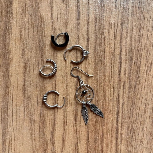 Silver earrings like new, set of 5 pieces
