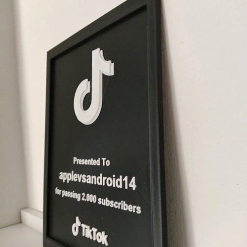 Custom 3D printed YouTube plaque for subscriber milestone