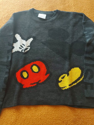 Disney wool pullover like new, size M/L, gray