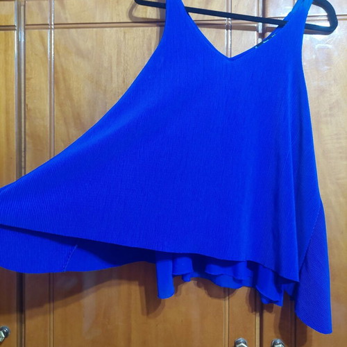 Mango blue sleeveless blouse like new, size M