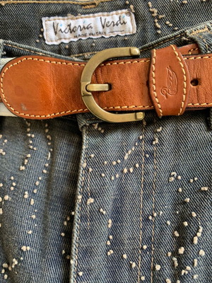 Victoria Verdi jeans set like new with leather belt