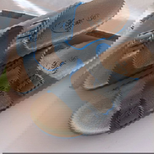 Παντόφλα καλοκαιρινή για αγόρι νούμερο 32 μεταχειρισμένη, γκρι