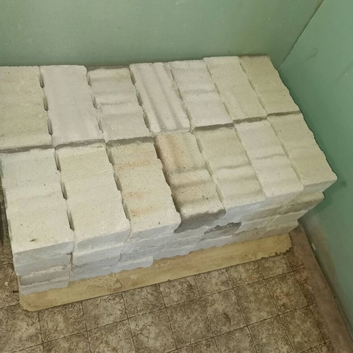 Accumulating stove bricks used, set of 56 pieces