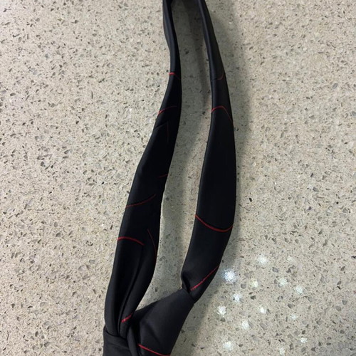 Tie like new in black and blue colors