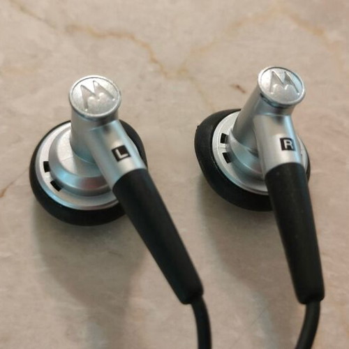 Motorola HS700 Stereo Handsfree like new, original accessory for V3 Razr