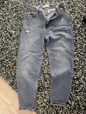 Mom Jeans Bershka blue like new, size S