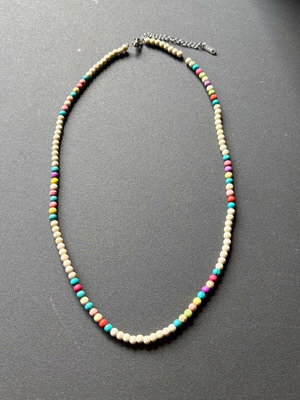 Handmade necklace with beads and steel extension new, white and multicolor