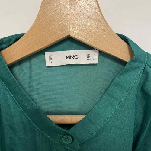 Mango top new, size S, green
