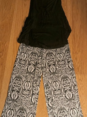Set of pants with blouse like new, summer black and white jacquard