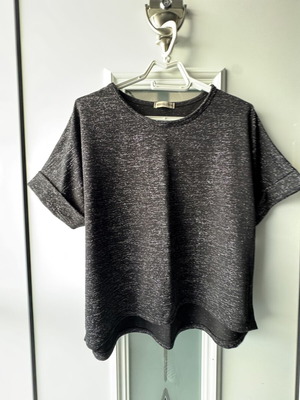Women's blouse black XL like new