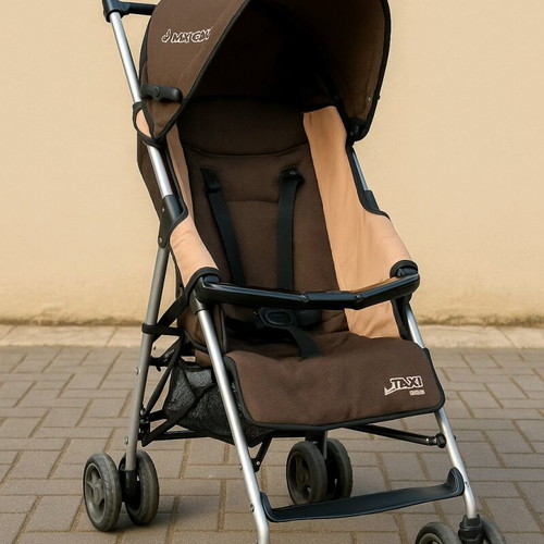 Maxi-Cosi Taxi Birdi stroller used, lightweight and practical