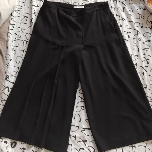 Zara black culottes XXL like new with pleats