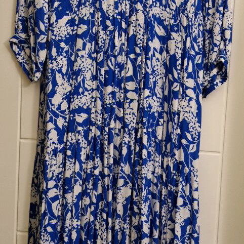 Kiki long dress with trouser sleeve new, white and blue, size M