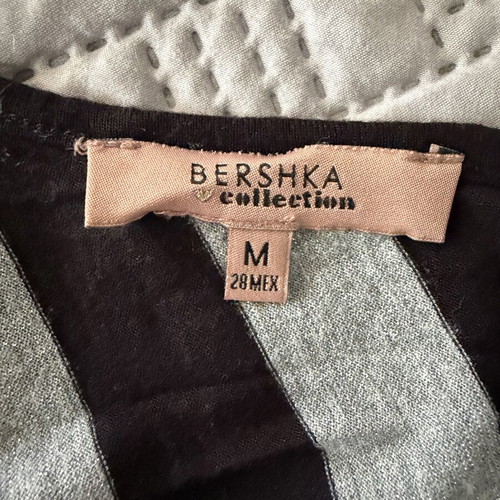 Bershka blouse with subtle shine in gray stripes, size M, like new