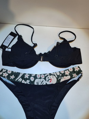 Black printed bikini with underwire