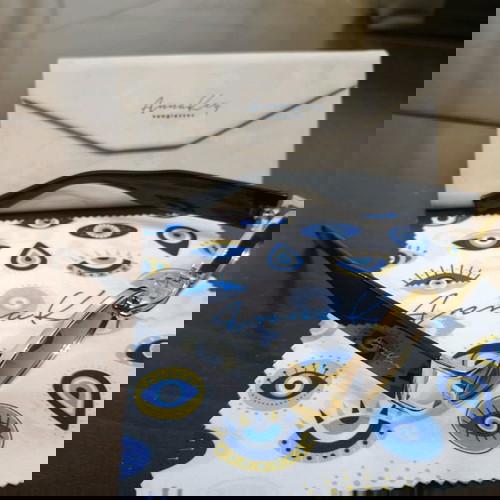 Αυθεντικά γυναικεία γυαλιά ηλίου Annakey σαν καινούργια, μαύρο και χρυσαφί