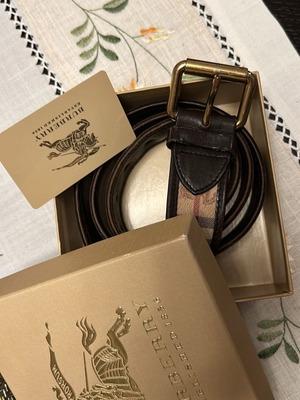 Ζώνη Burberry μεταχειρισμένη, μέγεθος 115, άριστη κατάσταση