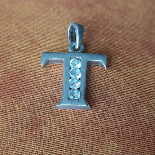 Silver 925 letter pendant (T) used with stones