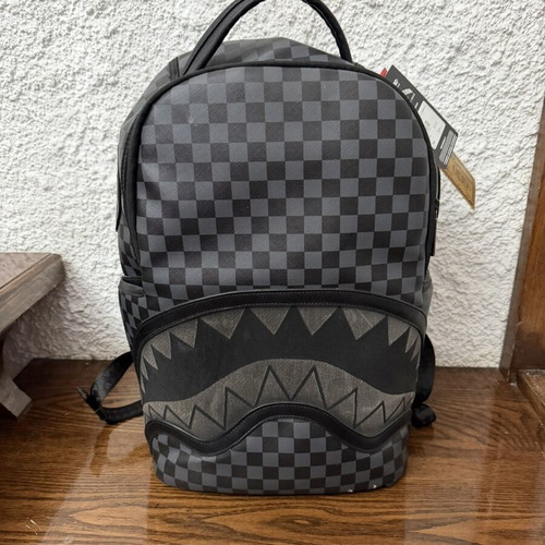 Sprayground Sharks In Paris Lightshow Backpack like new, limited edition