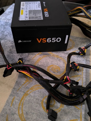 Corsair VS650 650W τροφοδοτικό σαν καινούργιο, 80 Plus