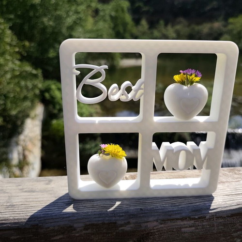 3D printed table stand "Best MOM" with heart-shaped jars new