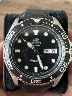 Orient Mako αυτόματο καταδυτικό ρολόι σαν καινούργιο με δερμάτινο λουράκι