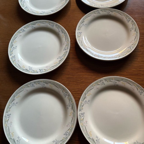 Vintage Fine China coffee set complete 23 pieces like new