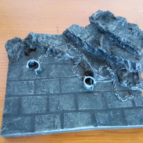 Universal Studios figure base 12x15 cm like new