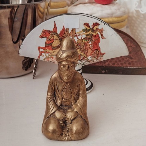 Vintage brass decorative item like new