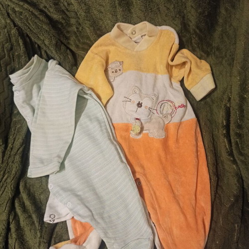 Baby bodysuits used, pack 0-3 months