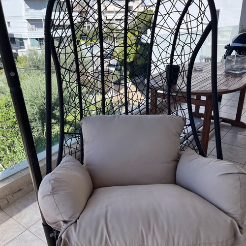 Outdoor swing like new with base and cushion