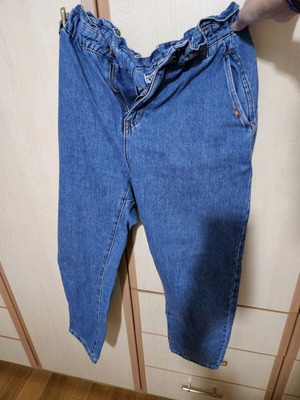 Zara boyfriend style jeans like new, very comfortable