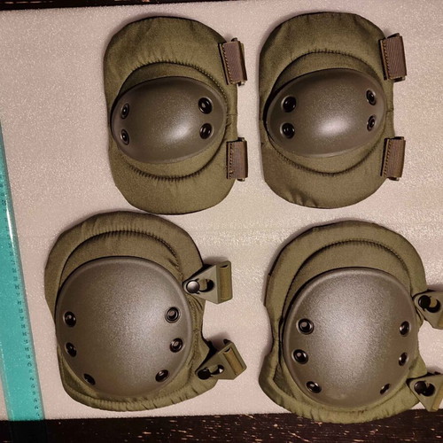 Wosport PA-07 set adjustable knee and elbow pads like new