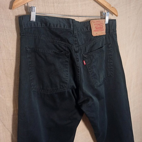 Дънки Levi's vintage като ново, модел 521, размер 34x30, черни