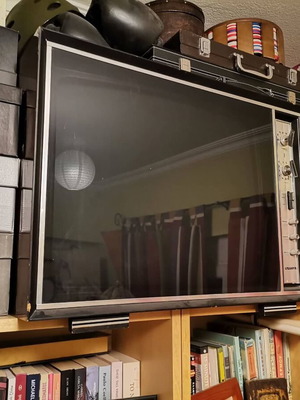 Uranya vintage 23" CRT television from 1960s Italy