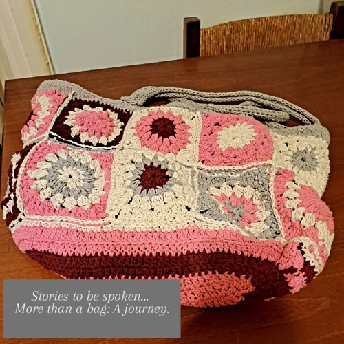 Handmade Granny's Travel Bag crochet, like new