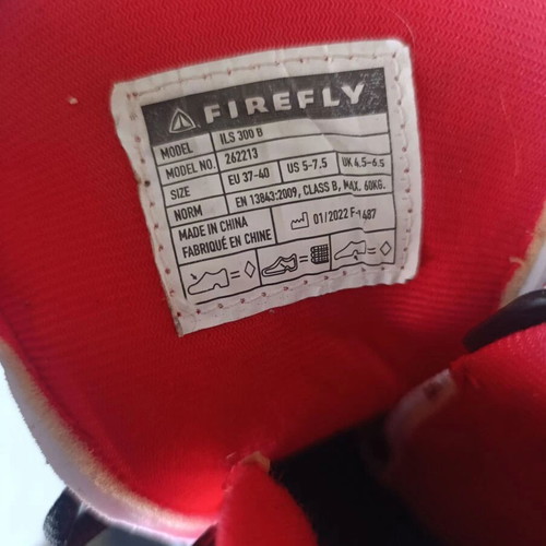 Firefly Roller Skates ILS 300 B like new, size 37-40, black-red