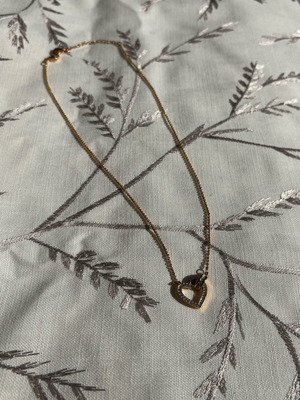 Swarovski necklace rose gold color like new